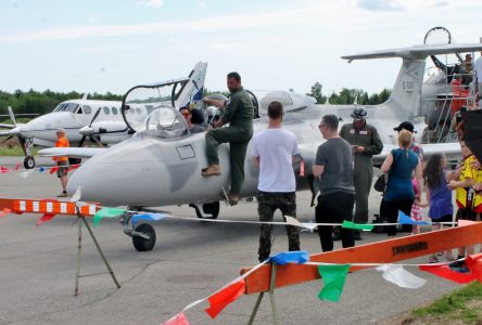 Aircraft enthusiasts unite in East Angus